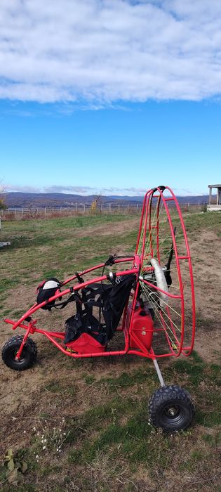 Trike paramotor de zbor
