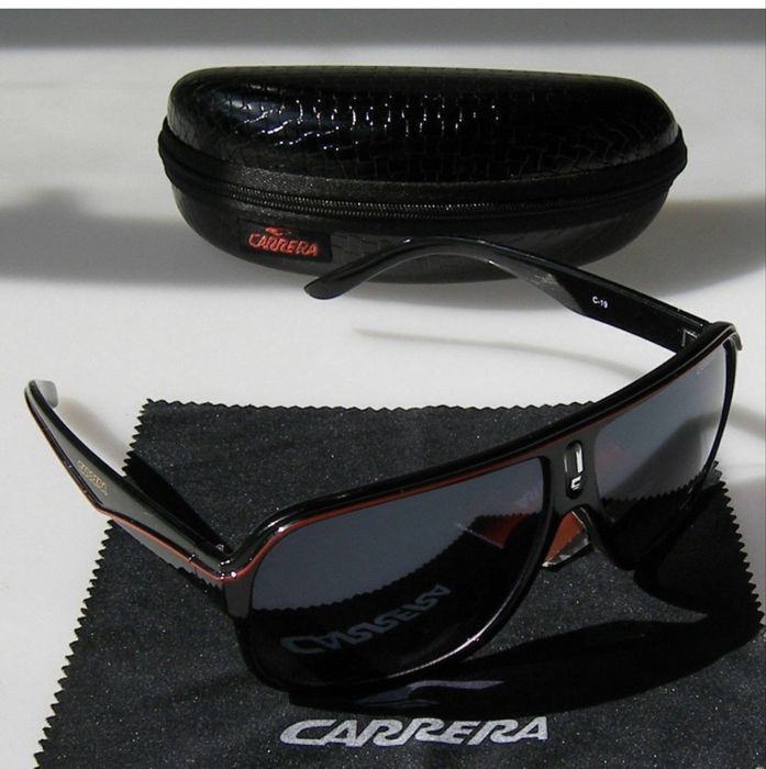 Ochelari de soare Carrera