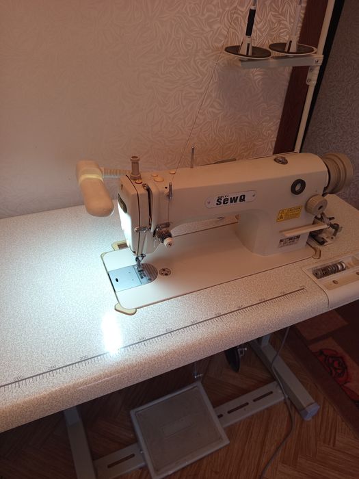 Продам швейную машину Севкью