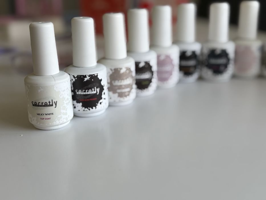 Гел лакове “Secretly”