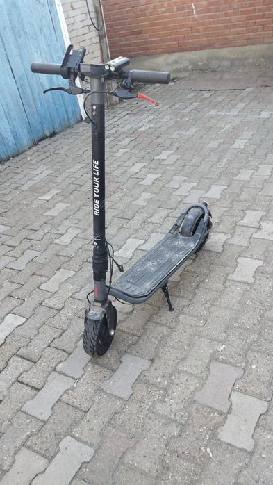 Продам самокат б/у