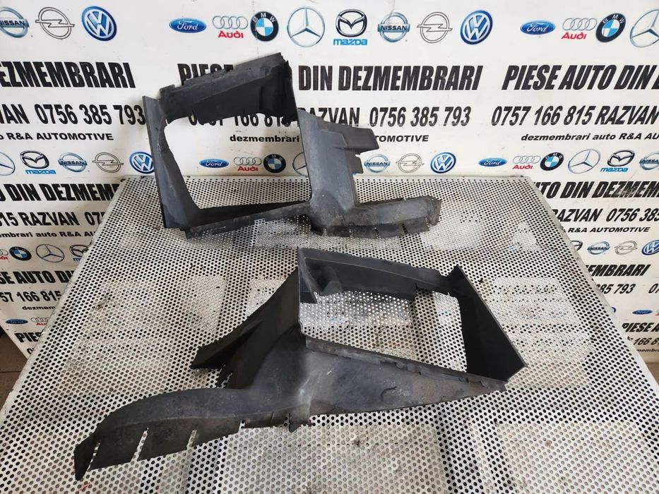 Deflector Aer Intercooler Audi Q7 Vw Touareg 7L Dezmembrez Audi Q7 3.0 Diesel BUG Automat - Dezmemb