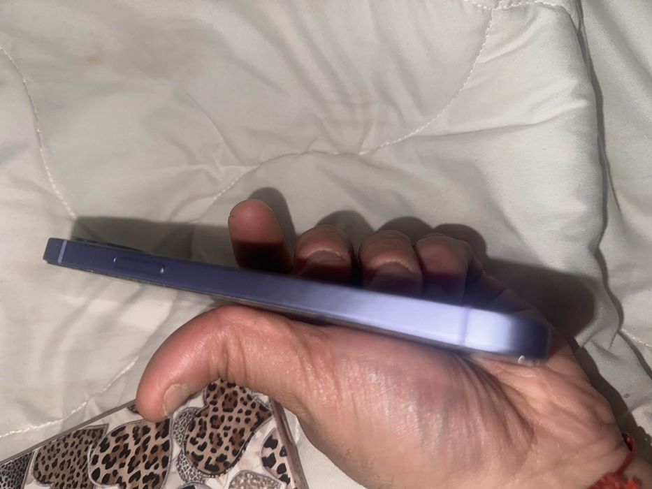 Iphone 12 128gb като нов