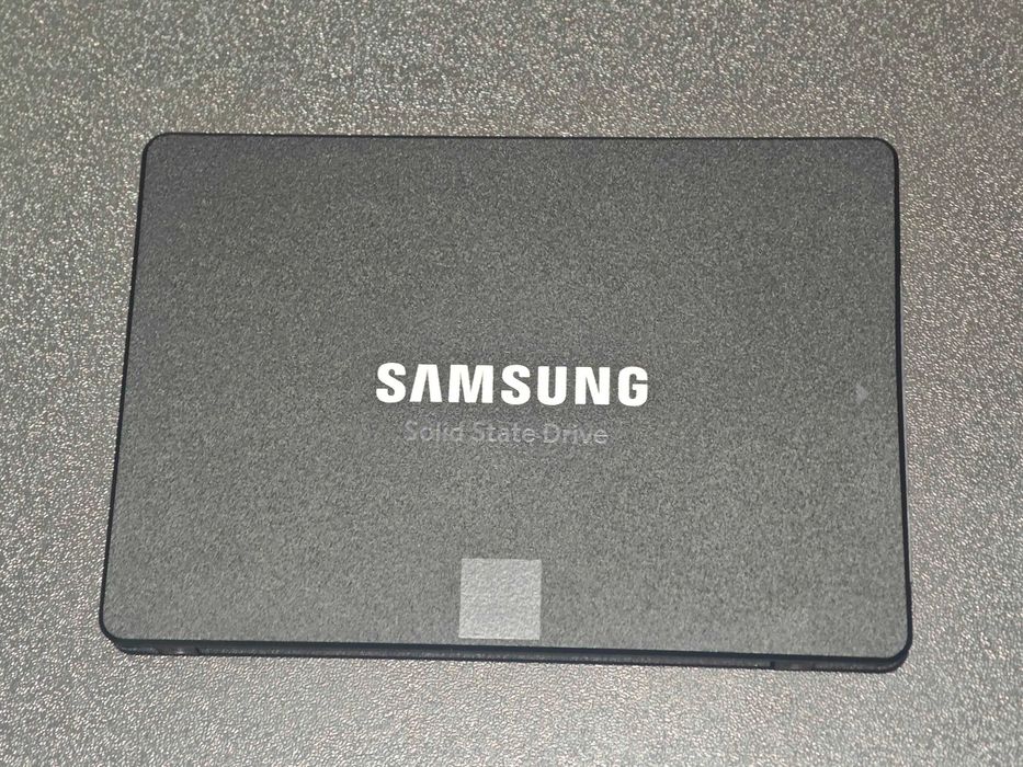 SSD Samsung 870 EVO 500GB SATA III – 97% Health – Testat Complet – Original