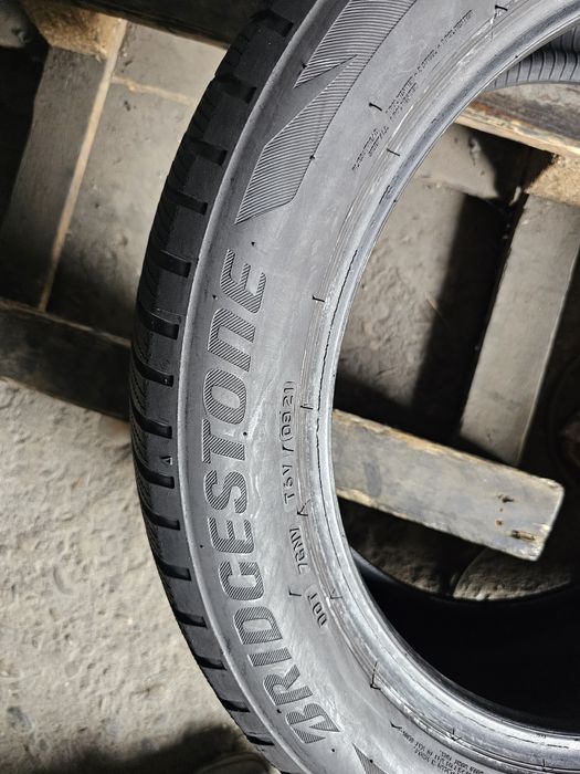 2 anvelope iarna 235 50 19 Bridgestone 2021
