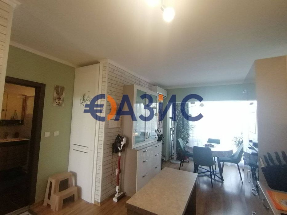 Продава се Тристаен апартамент в к.к. Слънчев бряг - 115 кв.м за 1435 €/кв.м - Снимка #4