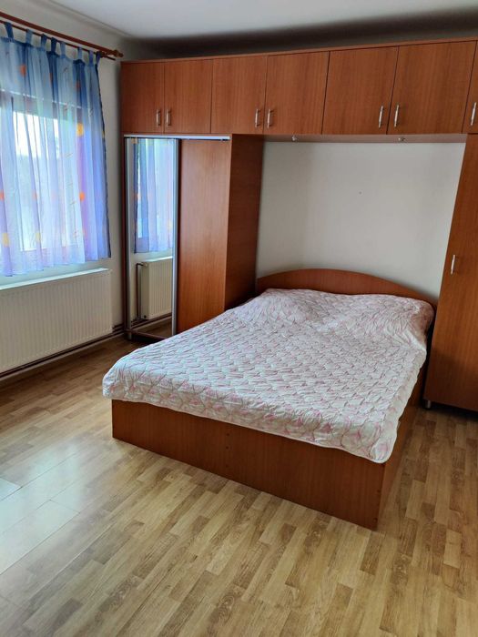 Casa de vanzare 6 camere Baicoi - Proprietar