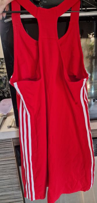 Adidas червена спортна рокля Л