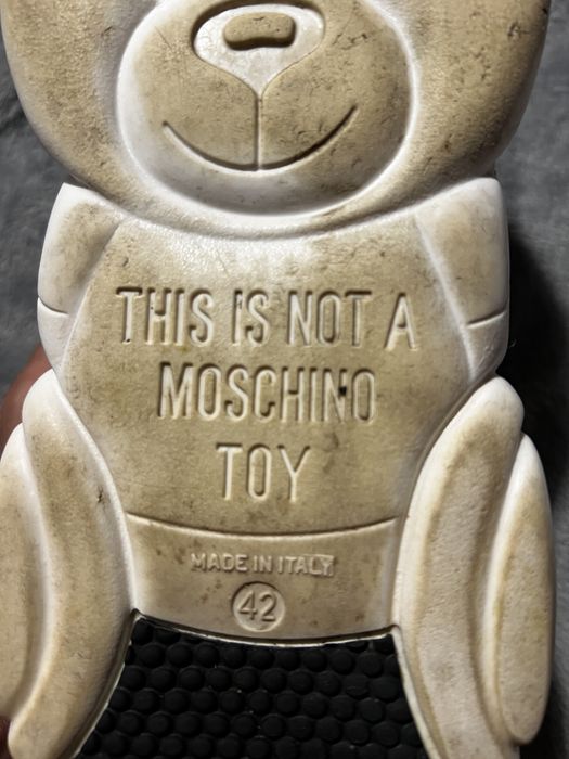 Adidasi Moschino