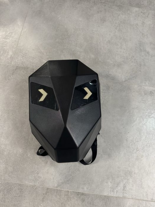 Vand ghiozdan moto cu afisaj led (kawasaki,honda,yamaha,cf moto)