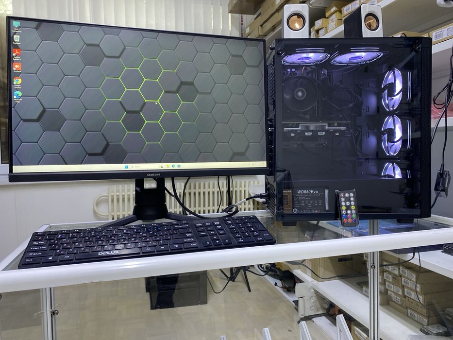 Системный блок i5-7400/12/256/1000/1050ti 24 тік 144 герц монитор