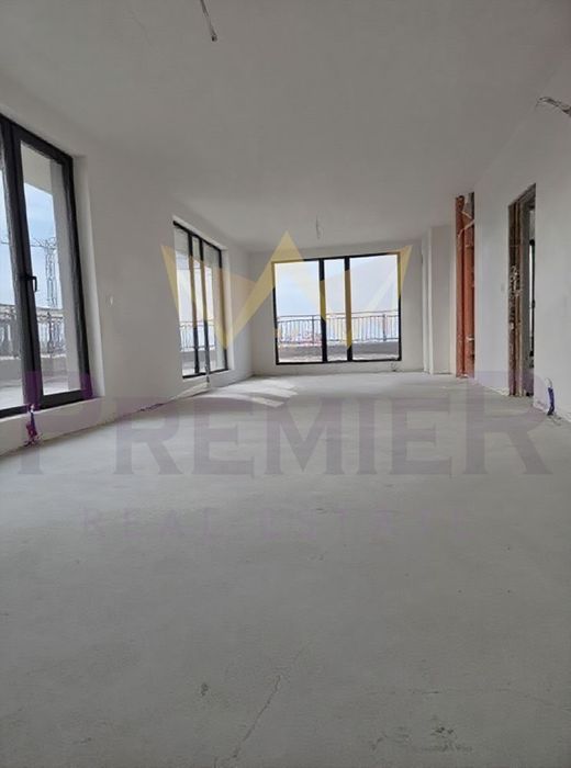 Продава се Четиристаен апартамент в Пловдив, Съдийски - 98 кв.м за 1510 €/кв.м - Снимка #2