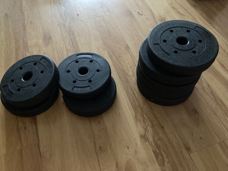 Тежести 5*2 и 6*1.5кг лост за щанга и два отделни малки лоста за гири