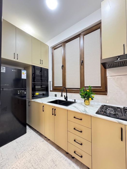 Chilonzor 4 xona 2 kvartal Oreintr Gafur Gulom ParkMetro Mirzo-Ulugbek