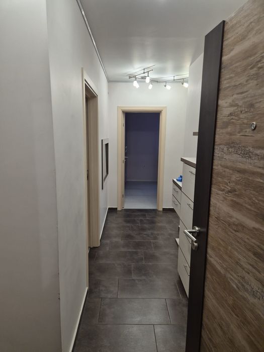 Дава се под наем Тристаен апартамент в Варна, Конфуто - 85 кв.м за 847.62 € - Снимка #10