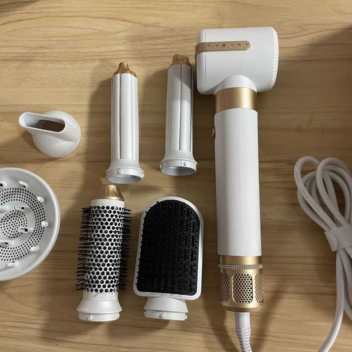 Продам Фен 7 в 1