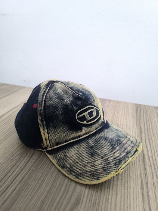 Vând șapca diesel originala nou nouta nepurtata