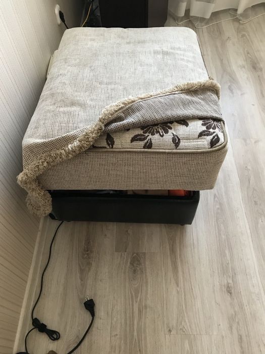 Диван, кресло и пуфик