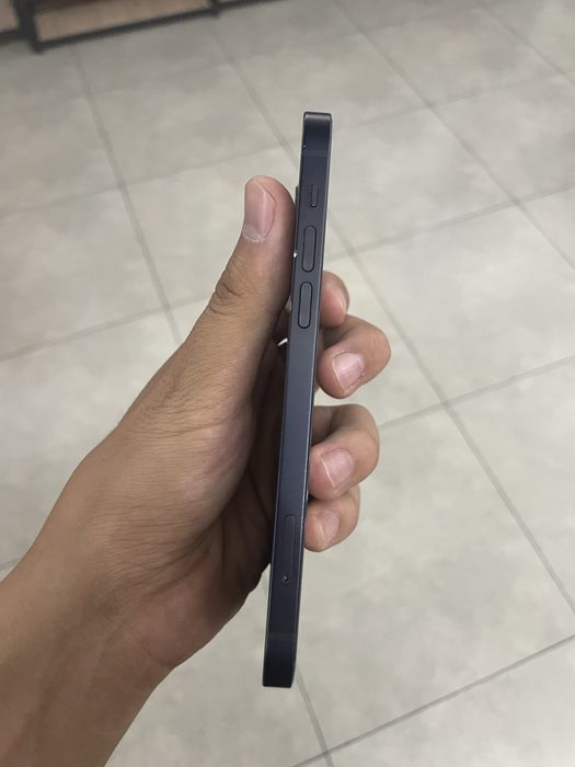 Iphone 12 srochno sotiladi
