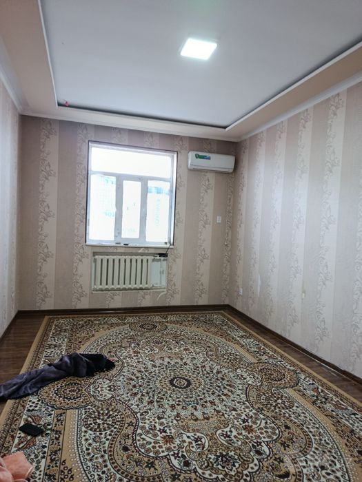 5 каватли янги домнинг 3 каватида 2 хонали квартира ижарага берилади