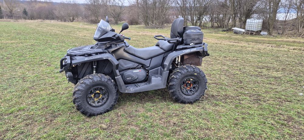 Vând Can-am 1000R Outlander!