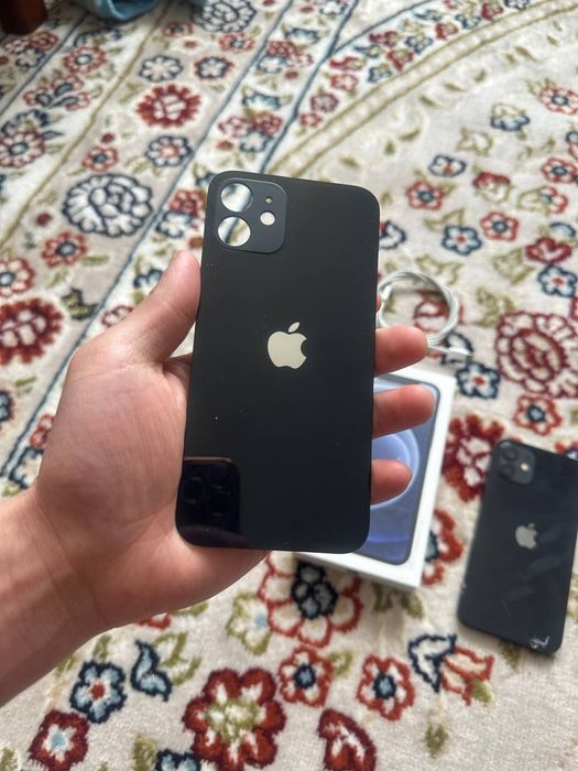 Iphone 12 продам