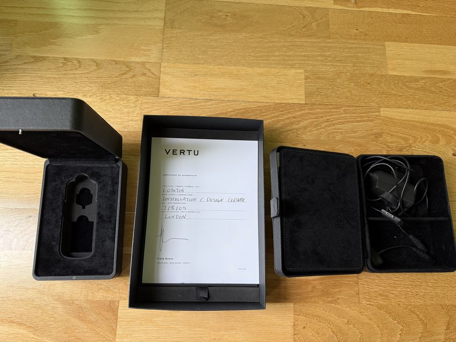 Vertu Constellation Ceramic