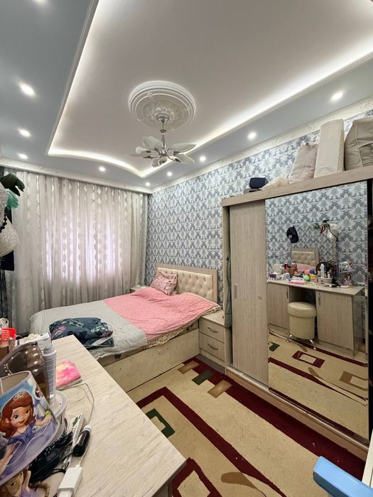 Srochna Yunusobod Alfraganus 7-kvartal 4 xonali uy sotiladi!