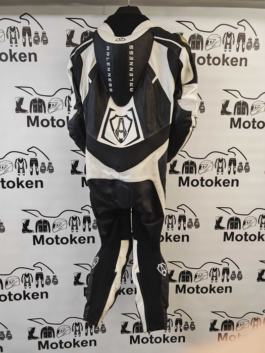 Costum moto piele cu cocoasa ARLEN NESS marime 50