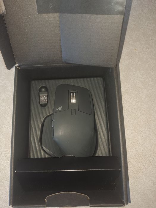 Мышка Logitech MX Master 3S.