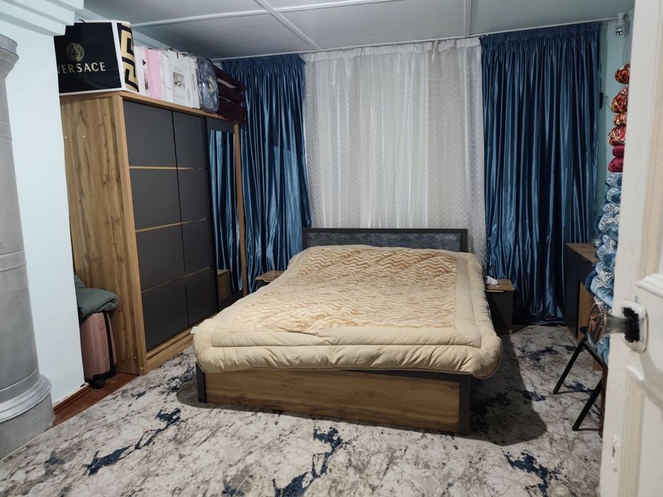 Ховли сотилади азотчикда