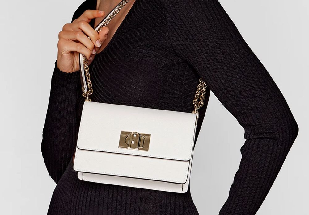 Дамска чанта FURLA 1927 Бяла - НОВА