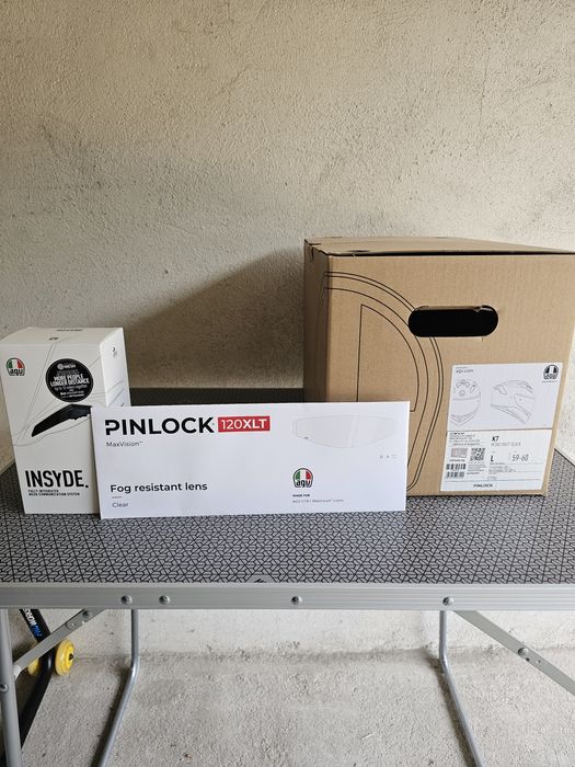 Мотоциклетна каска AGV K7, черен мат, размер L