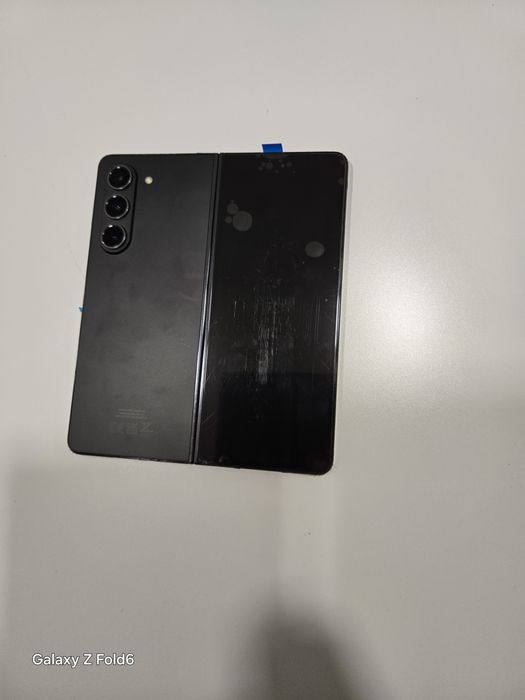 Самсунг Галакси Z Fold 5