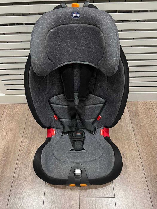Автокресло Сhicco gro-up