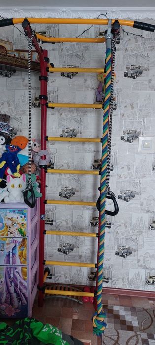 Продам детский  спортивный комплекс