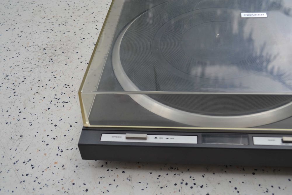 Pick up Pioneer PL 400 X
