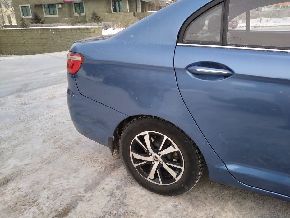 Көлік Лифан Машина