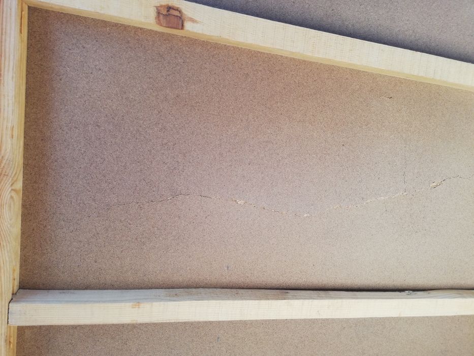 Дървено легло от масивно дърво с матрак и ракла 110/190