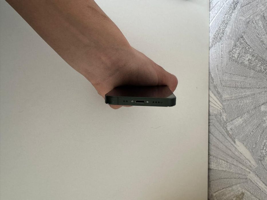 Айфон 13 мини сатылады