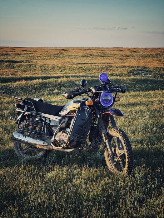 Мотоцикл Suzuki GSX 200кубов