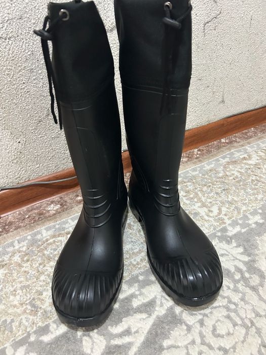 резиновые сапоги