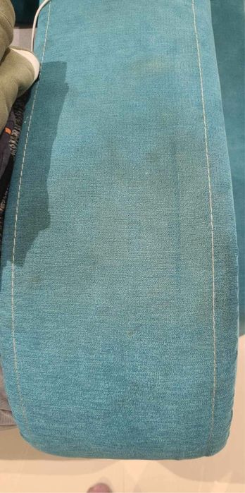 Închiriez aspirator injecție/extracție karcher se4002