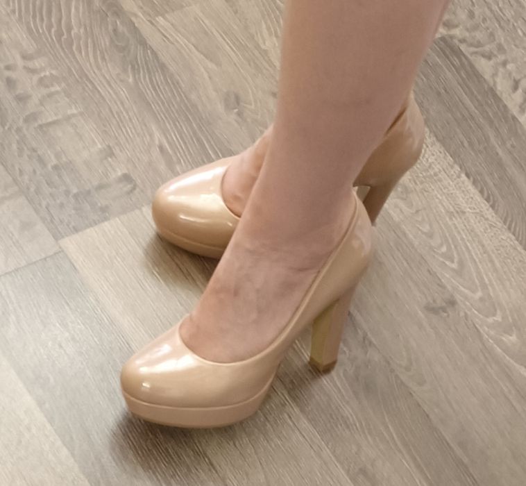 Продам туфли женские