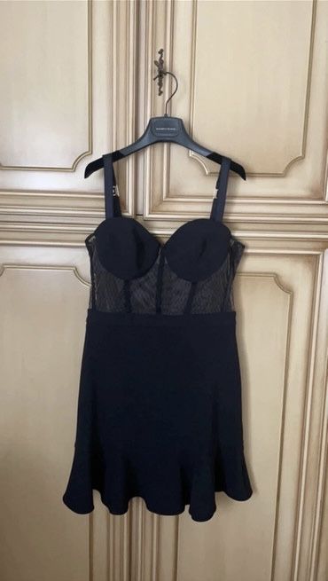 Рокля Elisabetta Franchi