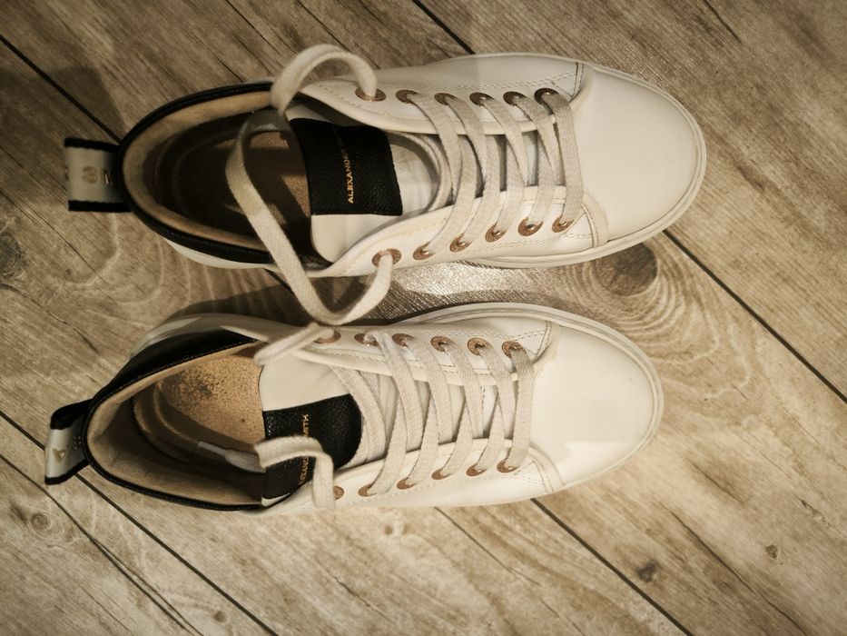 Сникърси Alexander Smith