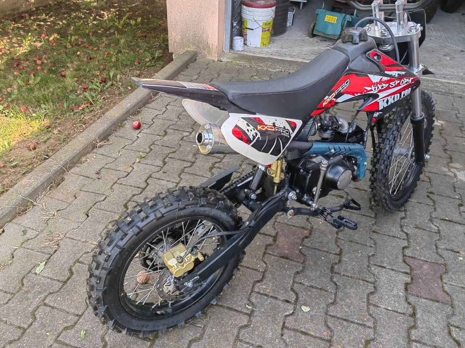 Vând Pitbike / Dirtbike KXD Pro MOTO – 125cc (Ideal Copii / Adolescenți) – Stare Excelenta