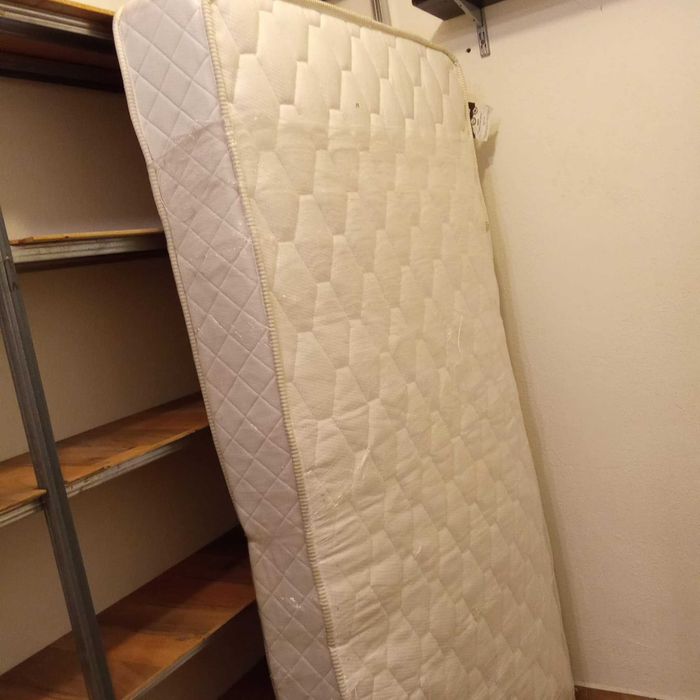 Двулицев матрак TED AWA 90/190 Много запазен и удобен