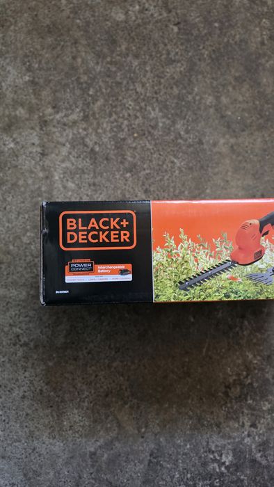Masina de tuns iarba si arbusti cu acumulator Black Decker