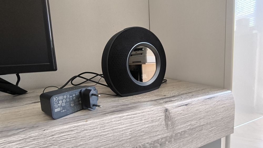 JBL Horizon  - радио часовник, будилник,Bluetooth колонка + нощна лампа (проблем)